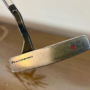 SOLD: TaylorMade Pro-Formance 105 Flow-Neck 33” Putter Golf Club LH